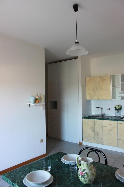 Residence Azzurro Massignano Zimmer foto
