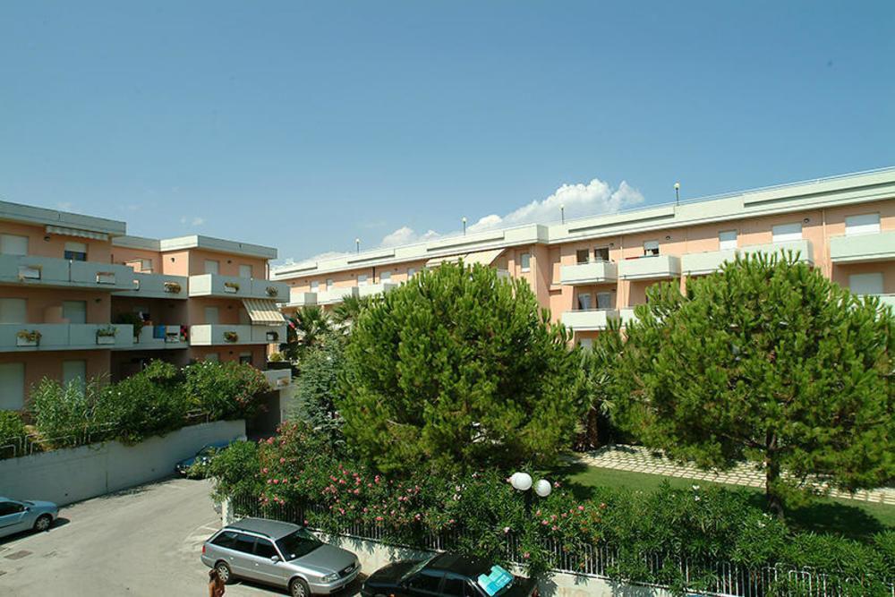 Residence Azzurro Massignano Exterior foto
