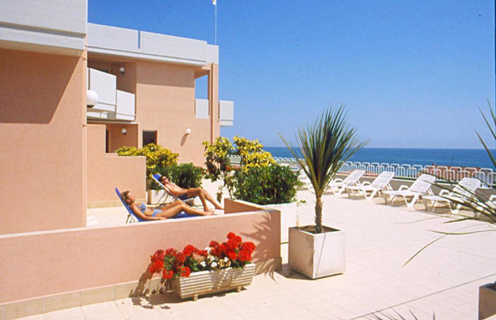 Residence Azzurro Massignano Exterior foto